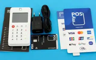 myPOS-kortlæser med pakkens indhold